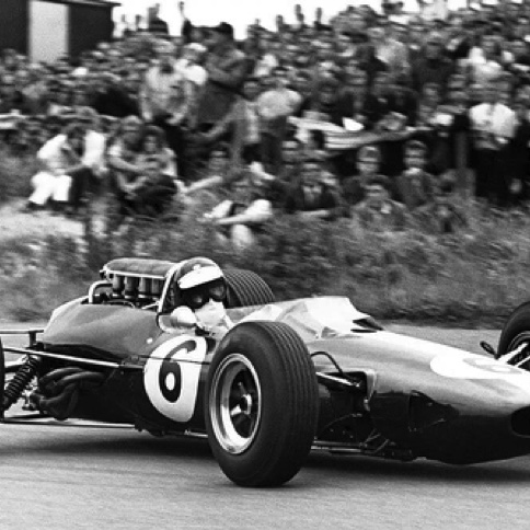 Dans les dunes de Zandwoort en Hillande sur la Lotus 33